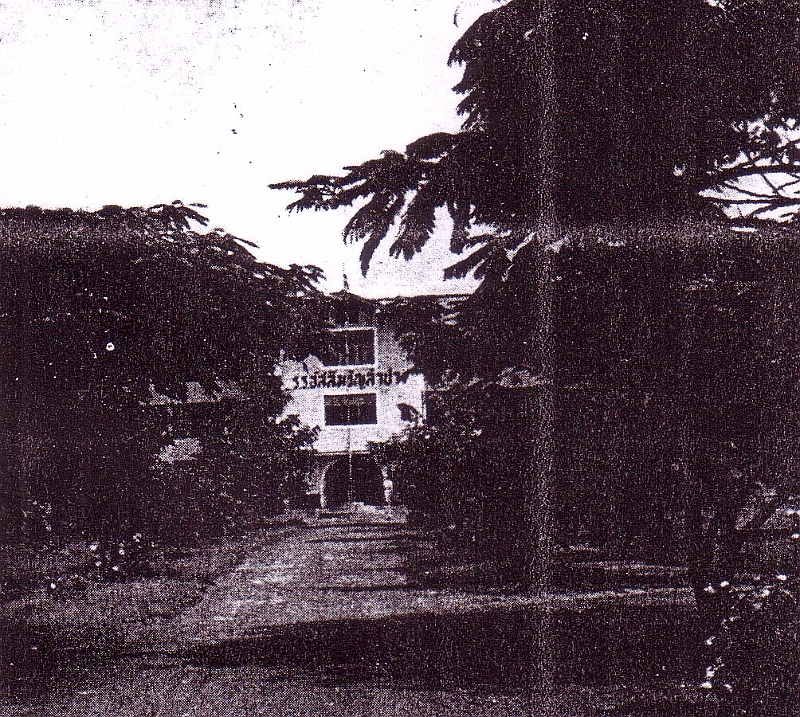 001.jpg