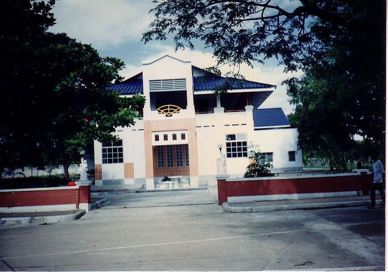005.jpg